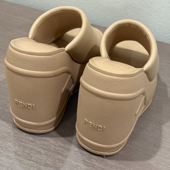 Fendi Padded Leather Platform Wedge Slides - Authentic - Picture 9 of 12